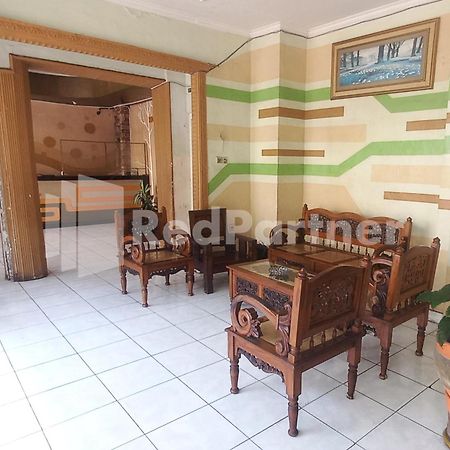 Hotel Palem 2 Syariah Malang Redpartner Exteriér fotografie
